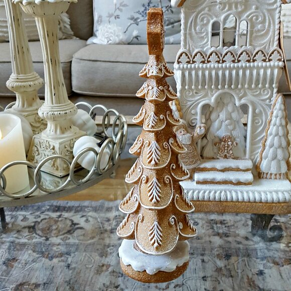 NEW! SUGARY GINGERBREAD TREE DECOR - Picture 2 of 5